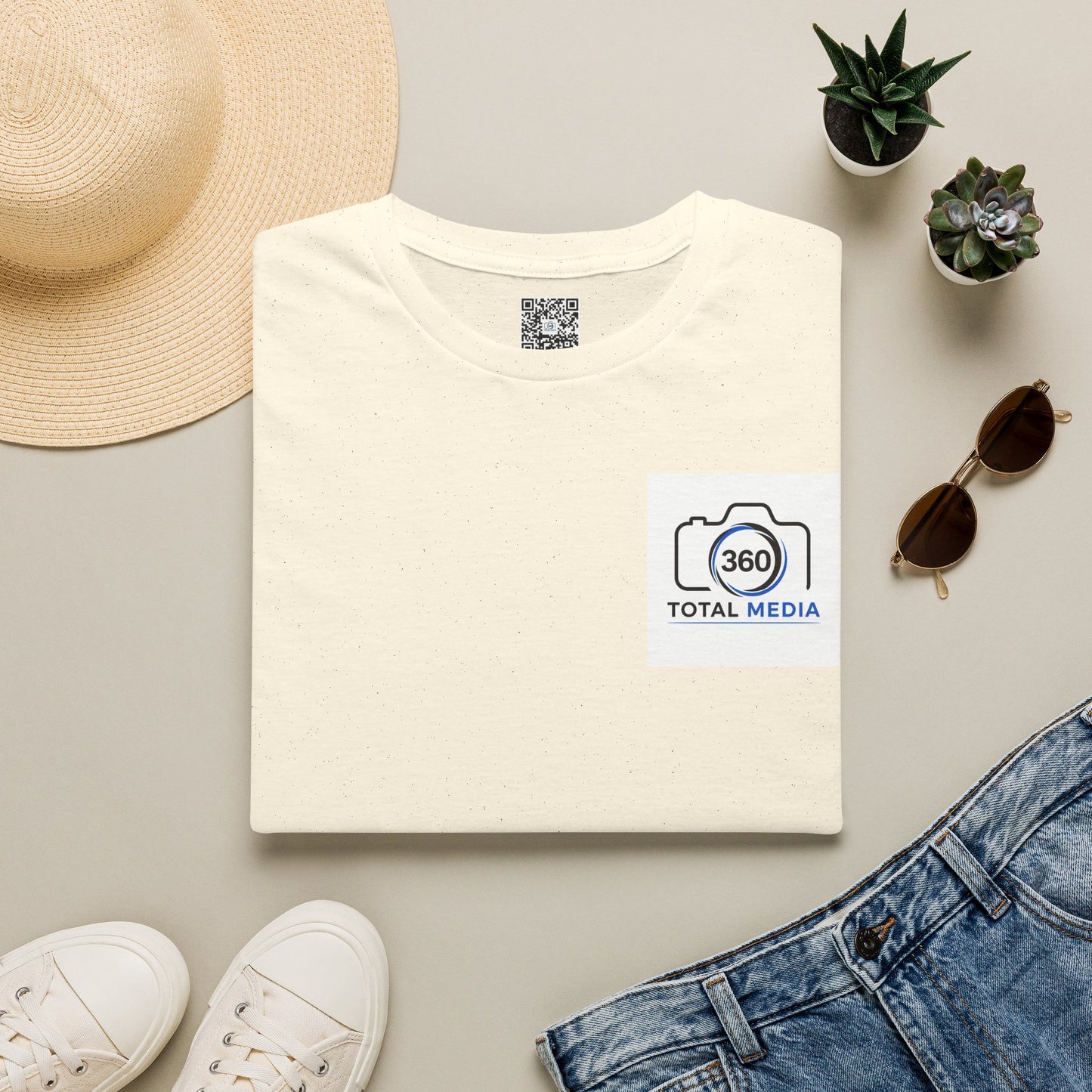 Total Media 360 Logo T-Shirt — Minimal Photographer Camera Tee